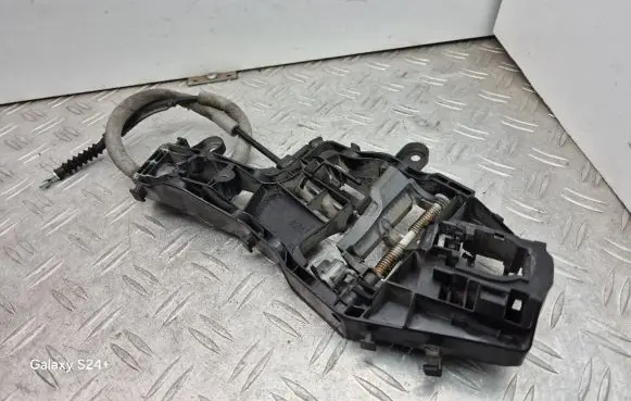 Volkswagen Touran III Rear door exterior handle/bracket 510837812M