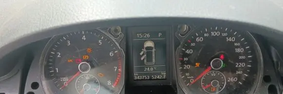 Volkswagen PASSAT B6 Speedometer (instrument cluster) 3C0920872F