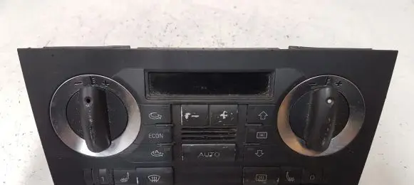 Audi A3 S3 8P Climate control unit 8P0820043J 412206018030