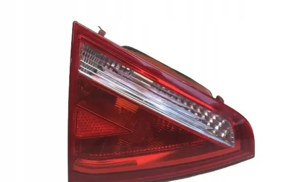 Audi A5 8T 8F Tailgate rear/tail lights 8T0945093