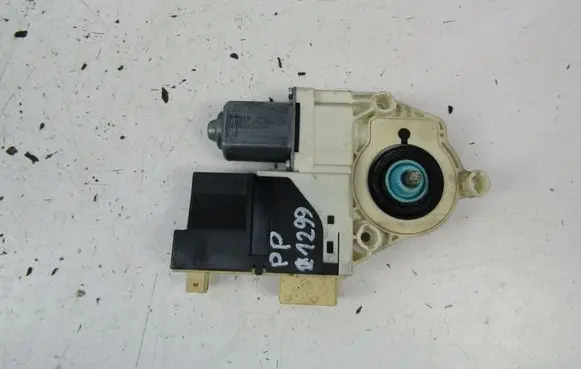 Peugeot 307 Front door window regulator motor 9649911080