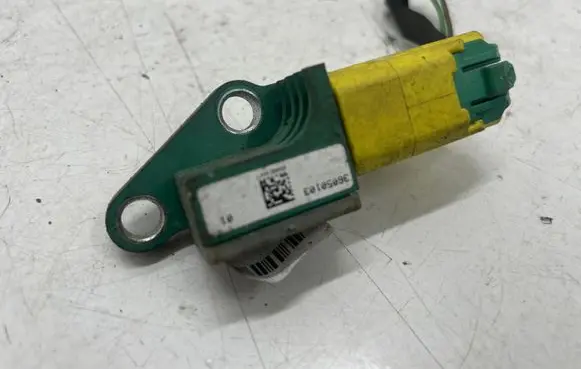 Audi A4 S4 B8 8K Airbag deployment crash/impact sensor 3C0909606