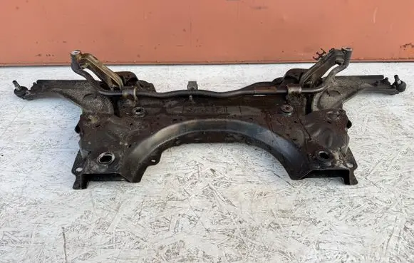 Peugeot 308 Front subframe 