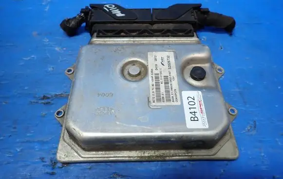Alfa Romeo Mito Engine control unit/module 52026732 CEAV3PC2S BC0137352C
