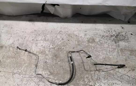 Opel Mokka X Air conditioning (A/C) pipe/hose