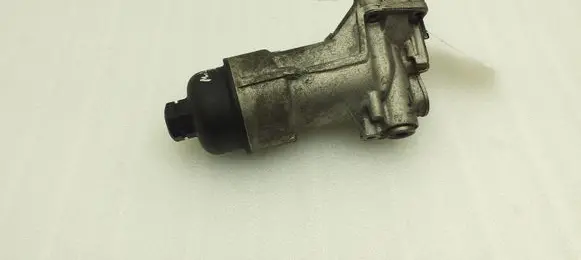 Mercedes-Benz B W245 Oil filter mounting bracket A6401800710