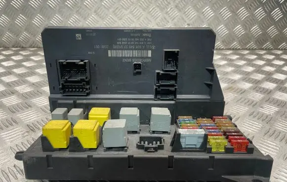 Volkswagen Crafter Fuse module A9065450401