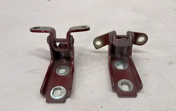 Chevrolet Camaro Front door hinges set 13501712 13501711 P23263