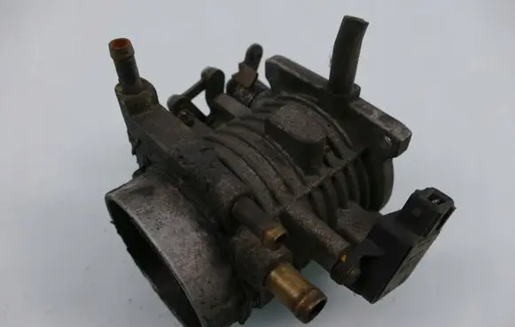 Opel Senator A Throttle body valve 90352104