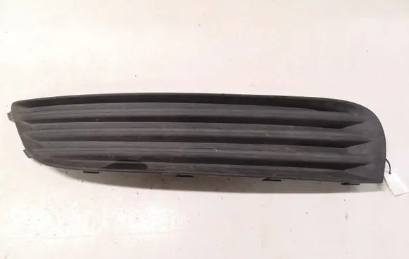 Opel Insignia A Front bumper lower grill 903200021 13238328 551004542