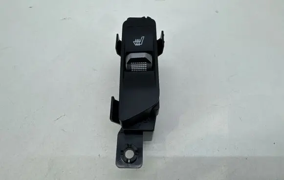 KIA Sorento IV Seat heating switch 93300P2000 230126 4G9977667