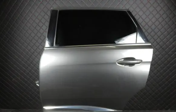 Peugeot 5008 II Rear door 