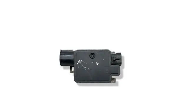 Opel Corsa D Coolant fan relay 940002904 000022425808