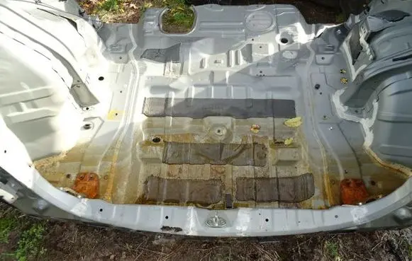 Citroen C4 Aircross Trunk bottom trim panel 