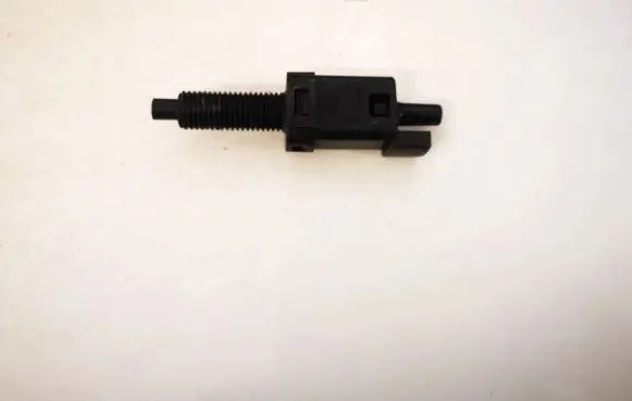 Audi A4 S4 B5 8D Brake pedal sensor switch 811907343b