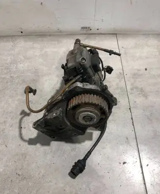 Renault Scenic I Fuel injection high pressure pump 0460414993 H870309 7700870130