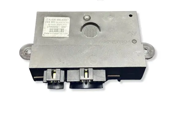 Mercedes-Benz Vito Viano W639 Door control unit/module A6399000300 27053202