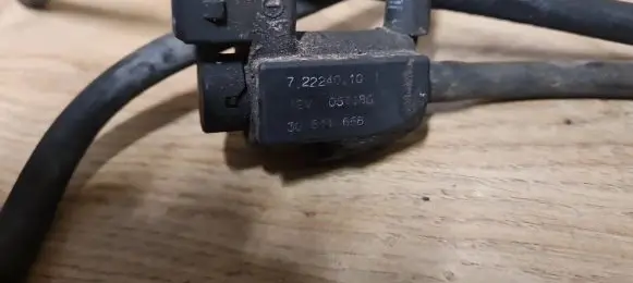 Volvo XC90 Turbo solenoid valve 30611666