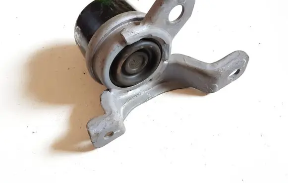 Volvo XC60 Engine mount bracket 8G9N6F012BB