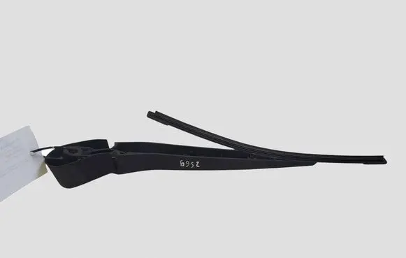 Volvo V40 Rear wiper blade arm