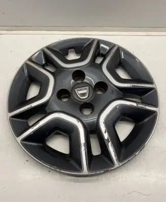 R14 wheel hub/cap/trim