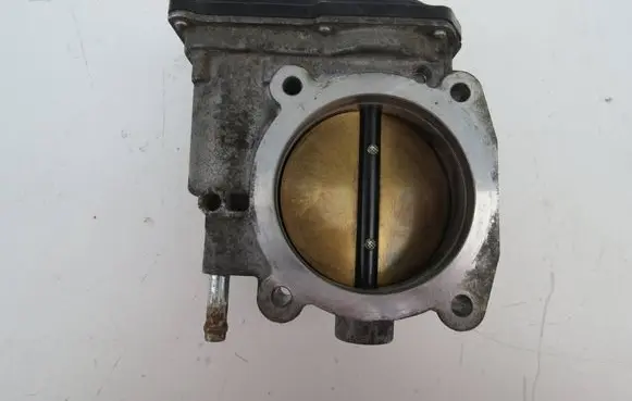 Volvo XC90 Throttle valve 30622273