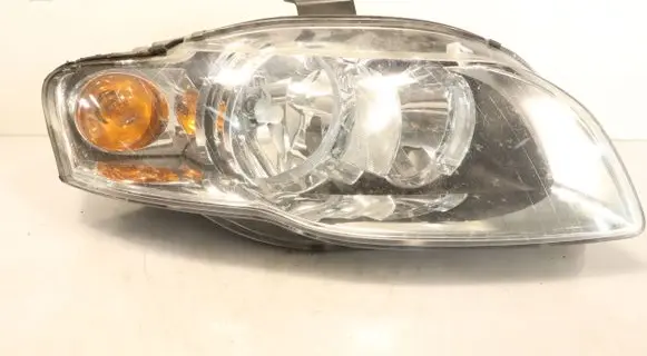Audi A4 S4 B7 8E 8H Headlight/headlamp 0301219202