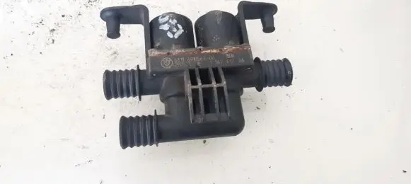 BMW X5 E53 Coolant heater control valve 1147412166 64116910544-04