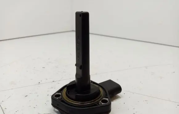 BMW 5 E39 Oil level sensor 7508003 12617508003 12611439810