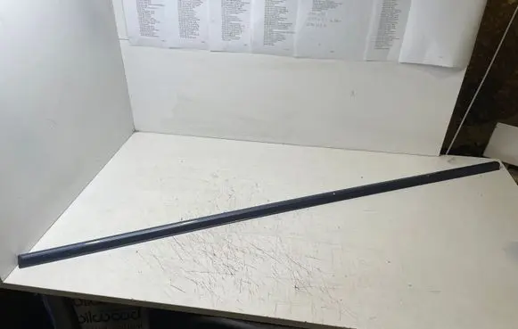 BMW 3 E46 Front door trim (molding) 8238878