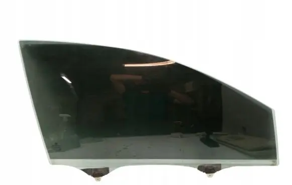 Honda CR-V Front door window glass four-door
