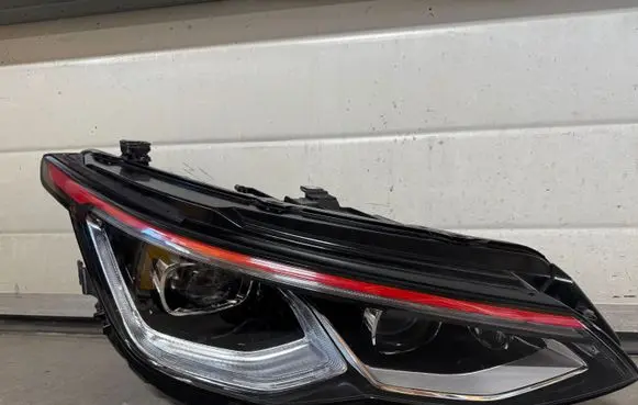 Volkswagen Golf VIII Headlight/headlamp 5H1941060A