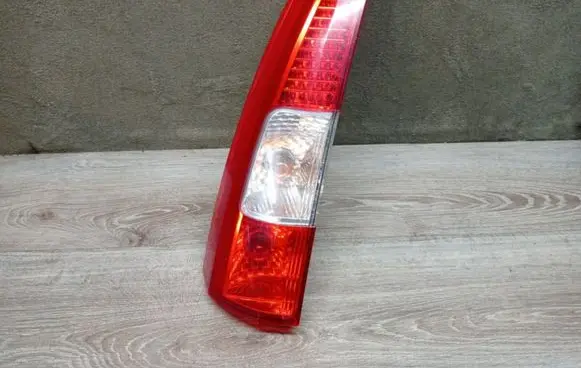 Volvo V70 Rear/tail lights 160985 30643330