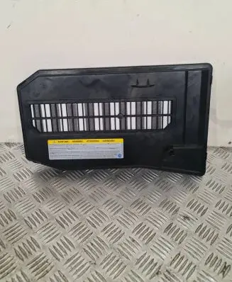 Porsche Cayenne (92A) Battery box tray cover/lid 7L0864643B