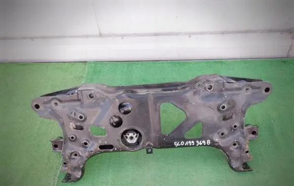 Volkswagen Jetta VI Front subframe 5C0199369B