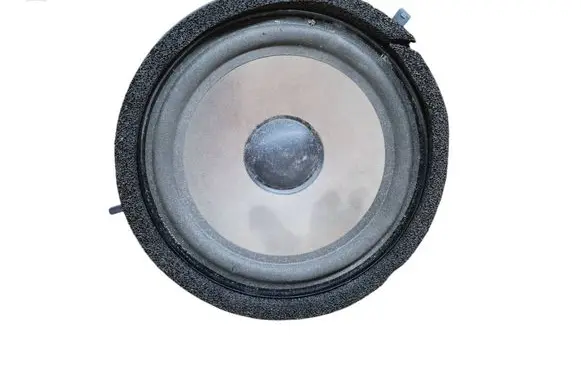Volvo S70 V70 V70 XC Front door speaker 3533620 1034799W12