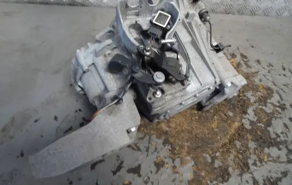 Mercedes-Benz B W245 Manual 7 speed gearbox A1693603900