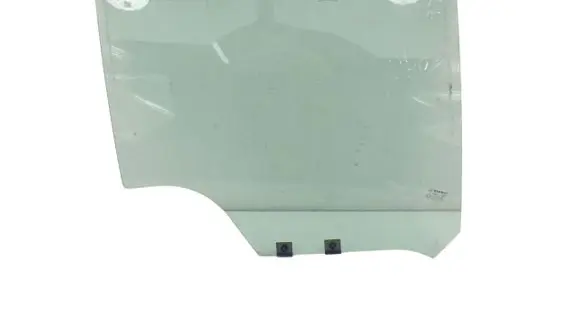 Renault Clio IV Sliding door window/glass 823004494R