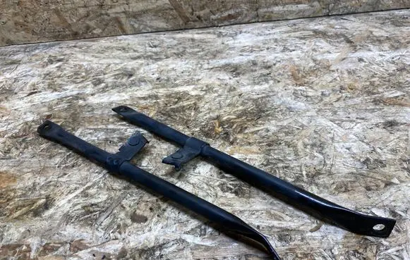 Mercedes-Benz SL R230 Radiator support slam panel bracket 