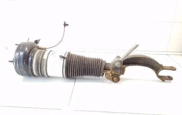 Audi A6 S6 C7 4G Front air suspension shock absorber 