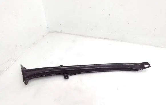 Mercedes-Benz E C207 W207 Other engine bay part A2076280624