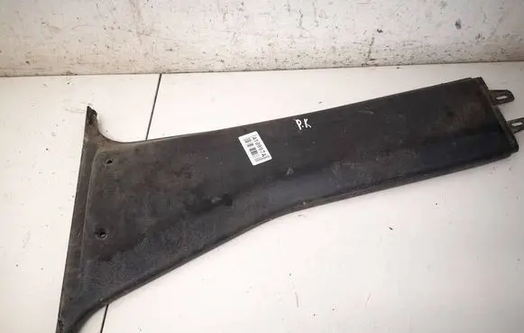 Volkswagen PASSAT B3 (B) pillar trim (top) 357867239