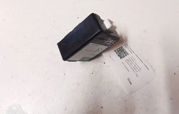 Toyota Avensis Verso Door control unit/module 1513007220 E11020096 8974144060