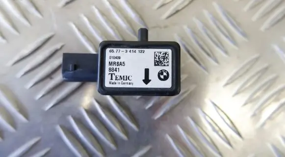 BMW X3 E83 Airbag deployment crash/impact sensor 3414122