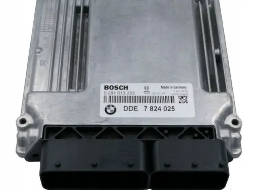 BMW 5 E60 E61 Engine control unit/module 7824025
