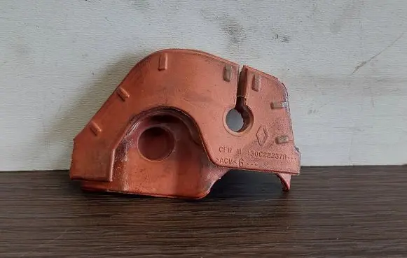 Renault Trafic III (X82) Heat shield in engine bay 130C22237R