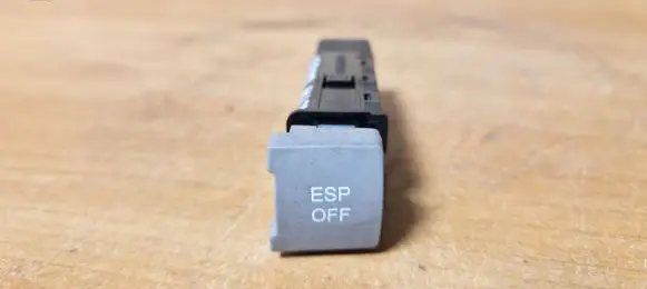 KIA Ceed ESP (stability program) switch 202002962