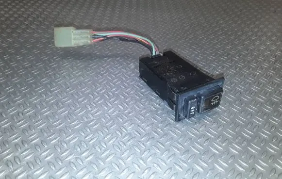 Suzuki Vitara (ET/TA) Fog light switch 