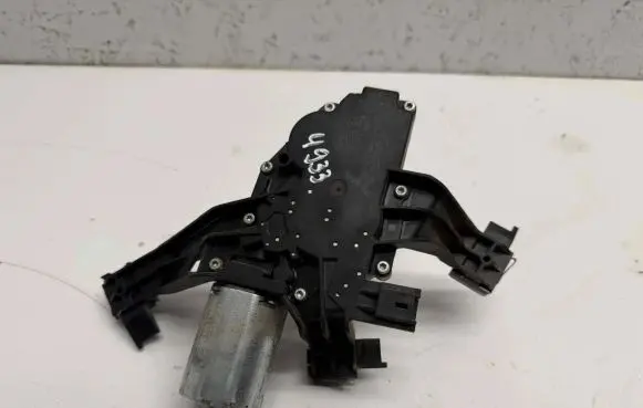 Peugeot 207 Rear window wiper motor 9652418780 040507 0261201813