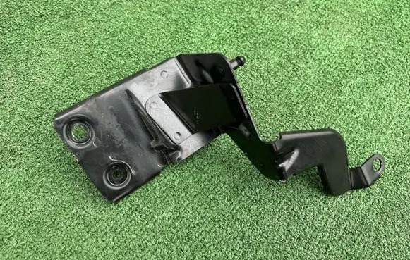 Volkswagen Golf VII ABS pump bracket 5Q1614235E